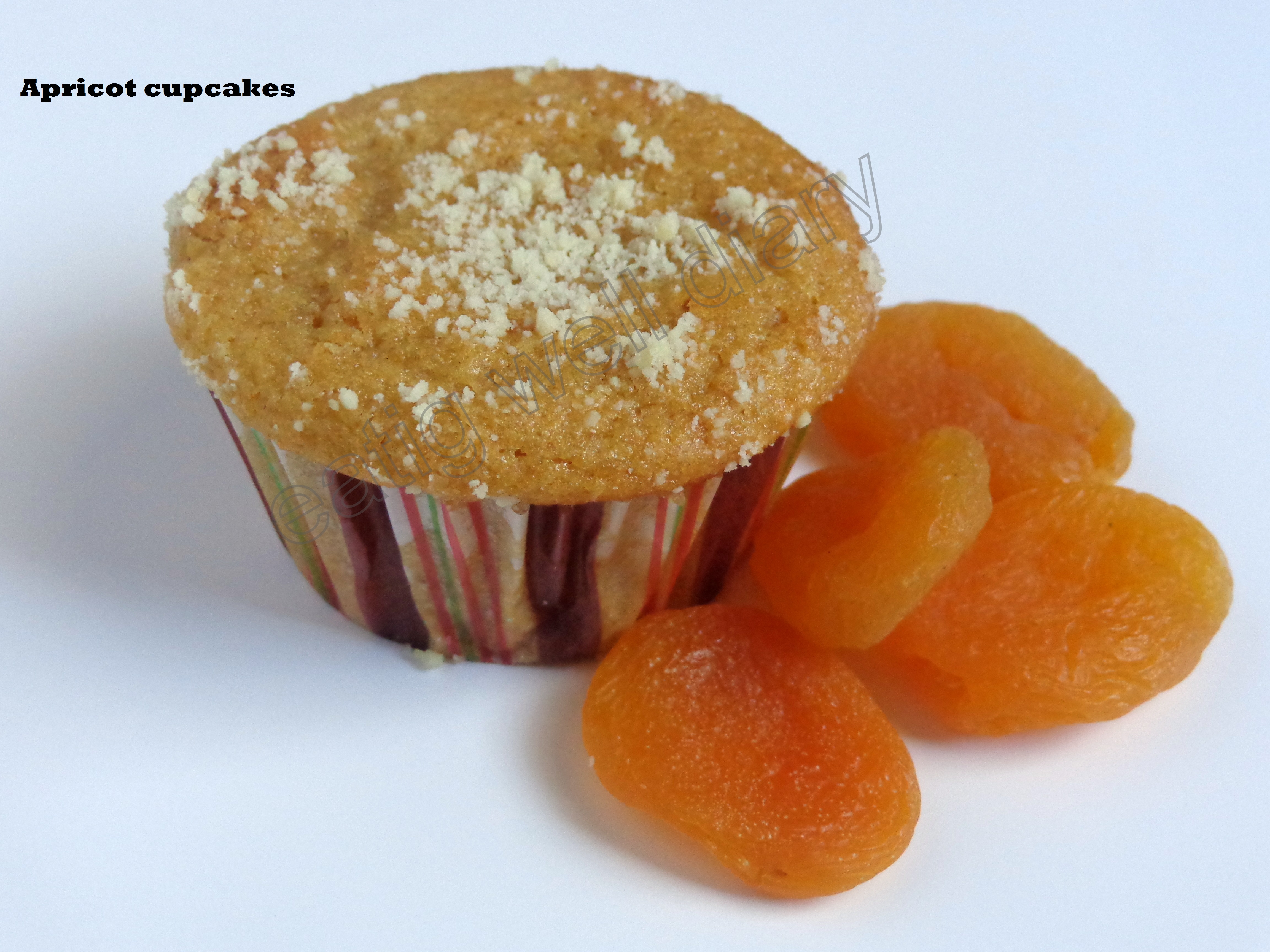 Eggless and sugarless whole wheat apricot cupcakes/muffins