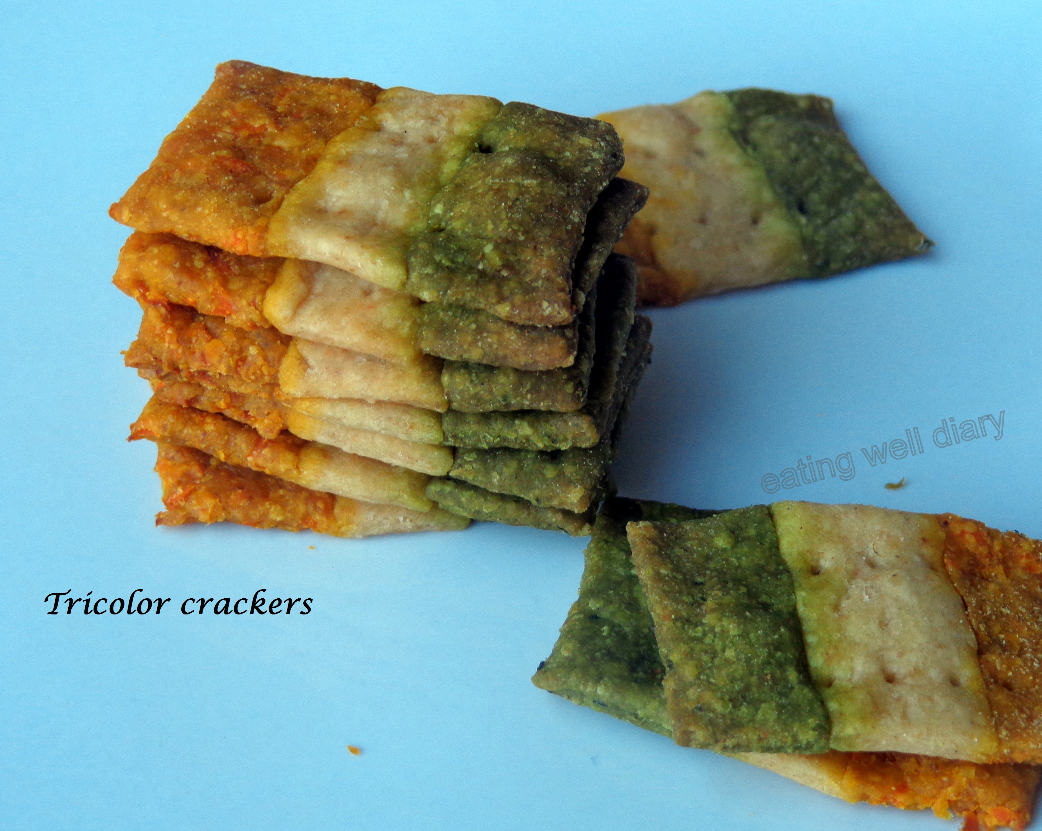 Tricolor baked crackers for India’s Independence day